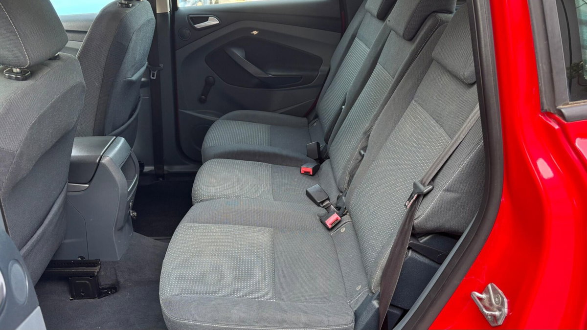 Ford C-Max 1.6 TDCi 115CV Titanium (19)