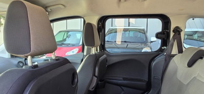 Ford Tourneo Courier 1.6 TDCI 95 CV Titanium (20)