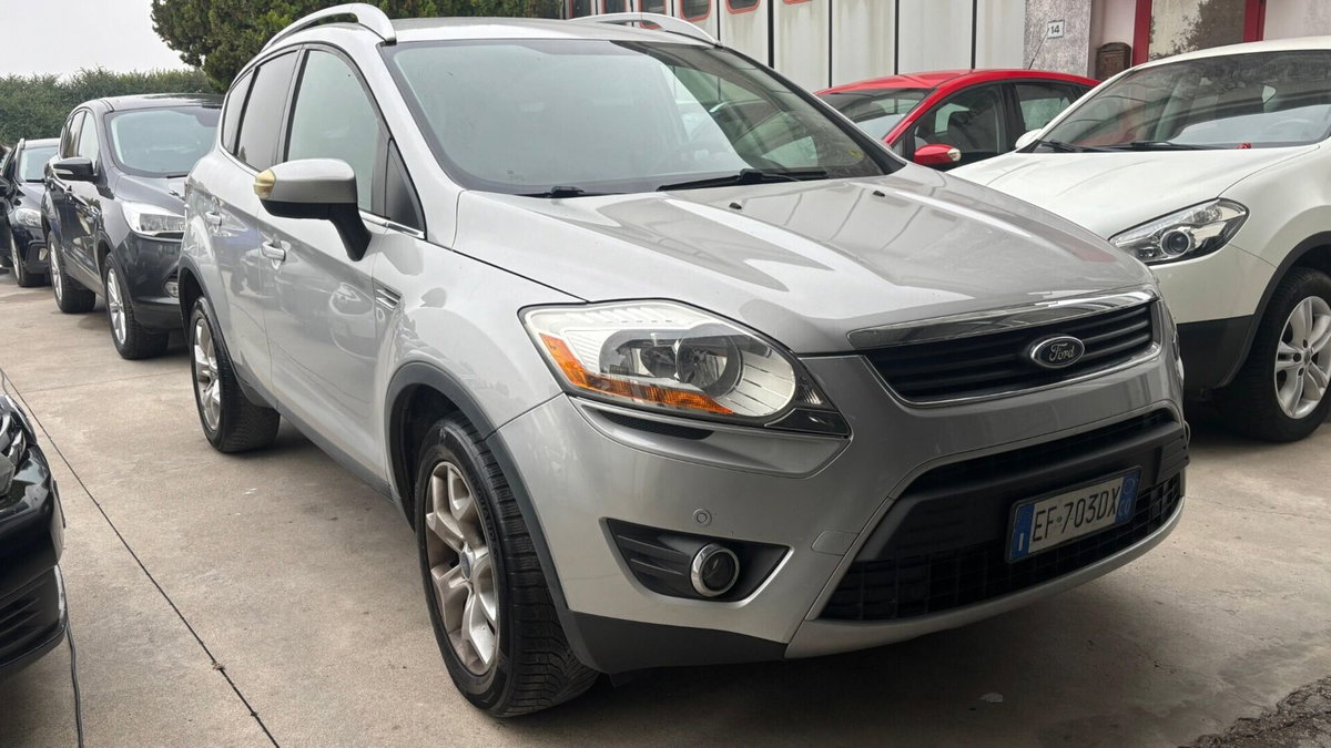 Ford Kuga 2.0 TDCi 136 CV 2WD Titanium DPF (2)