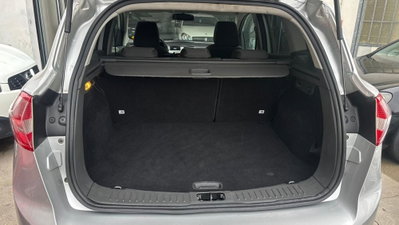 Ford Kuga 2.0 TDCi 136 CV 2WD Titanium DPF (9)