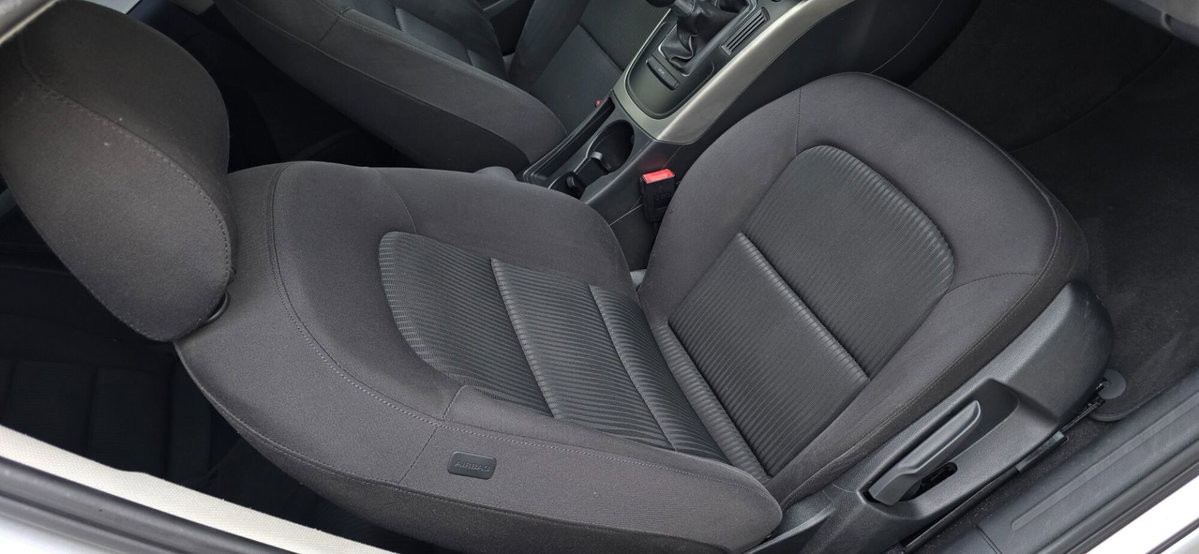 Audi A4 2.0 TDI 143CV F.AP. mult. Ambiente (14)