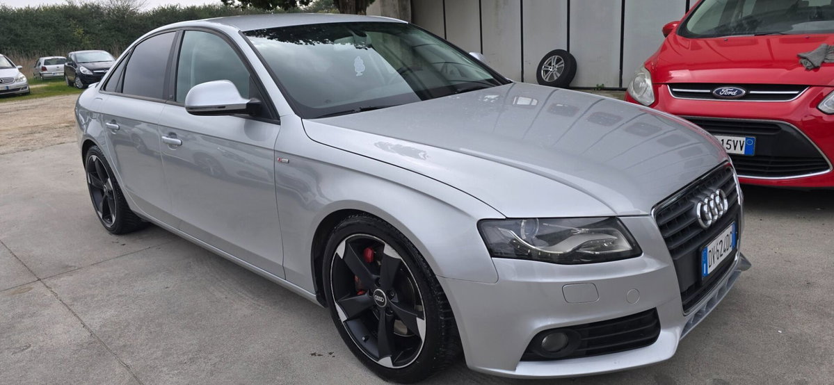 Audi A4 2.0 TDI 143CV F.AP. mult. Ambiente (6)