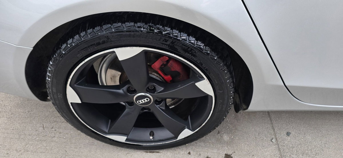 Audi A4 2.0 TDI 143CV F.AP. mult. Ambiente (9)