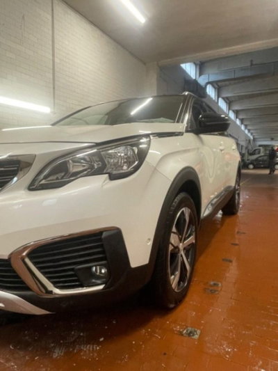 Peugeot 5008 BlueHDi 130 S&S Allure (11)