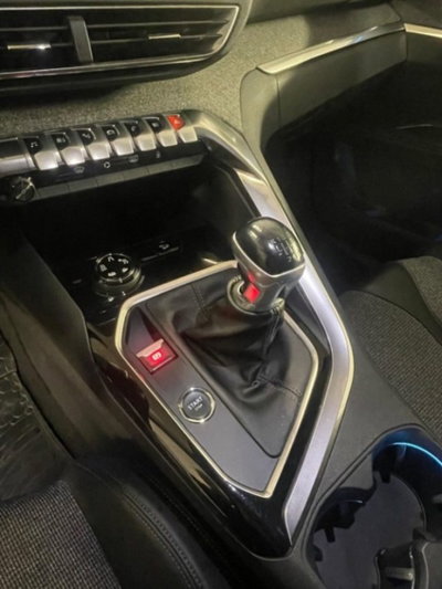 Peugeot 5008 BlueHDi 130 S&S Allure (5)