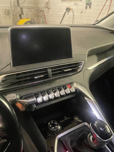 Peugeot 5008 BlueHDi 130 S&S Allure (6)