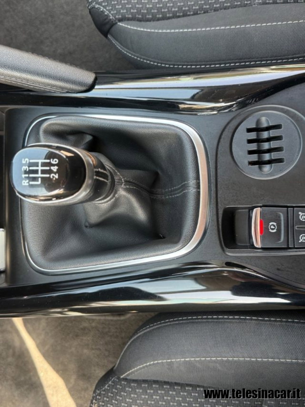 Renault Kadjar 8V 110CV Energy Intens (16)