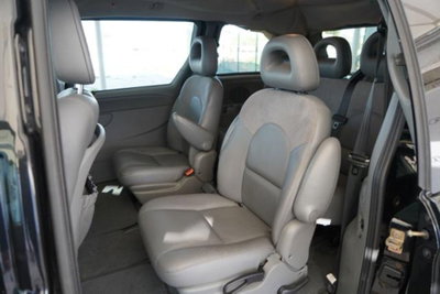 Chrysler Voyager 2.5 CRD cat LX (13)