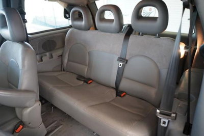 Chrysler Voyager 2.5 CRD cat LX (16)