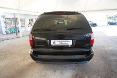 Chrysler Voyager 2.5 CRD cat LX (8)