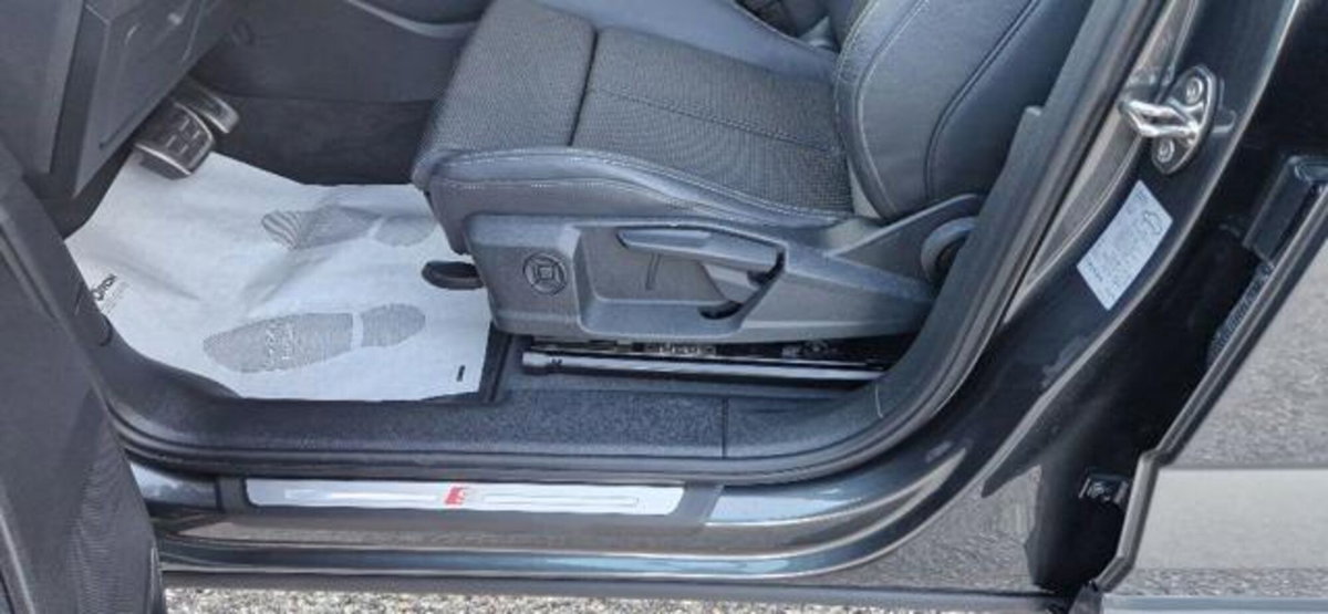 Audi Q3 Sportback 35 TDI quattro S tronic S line edition (16)