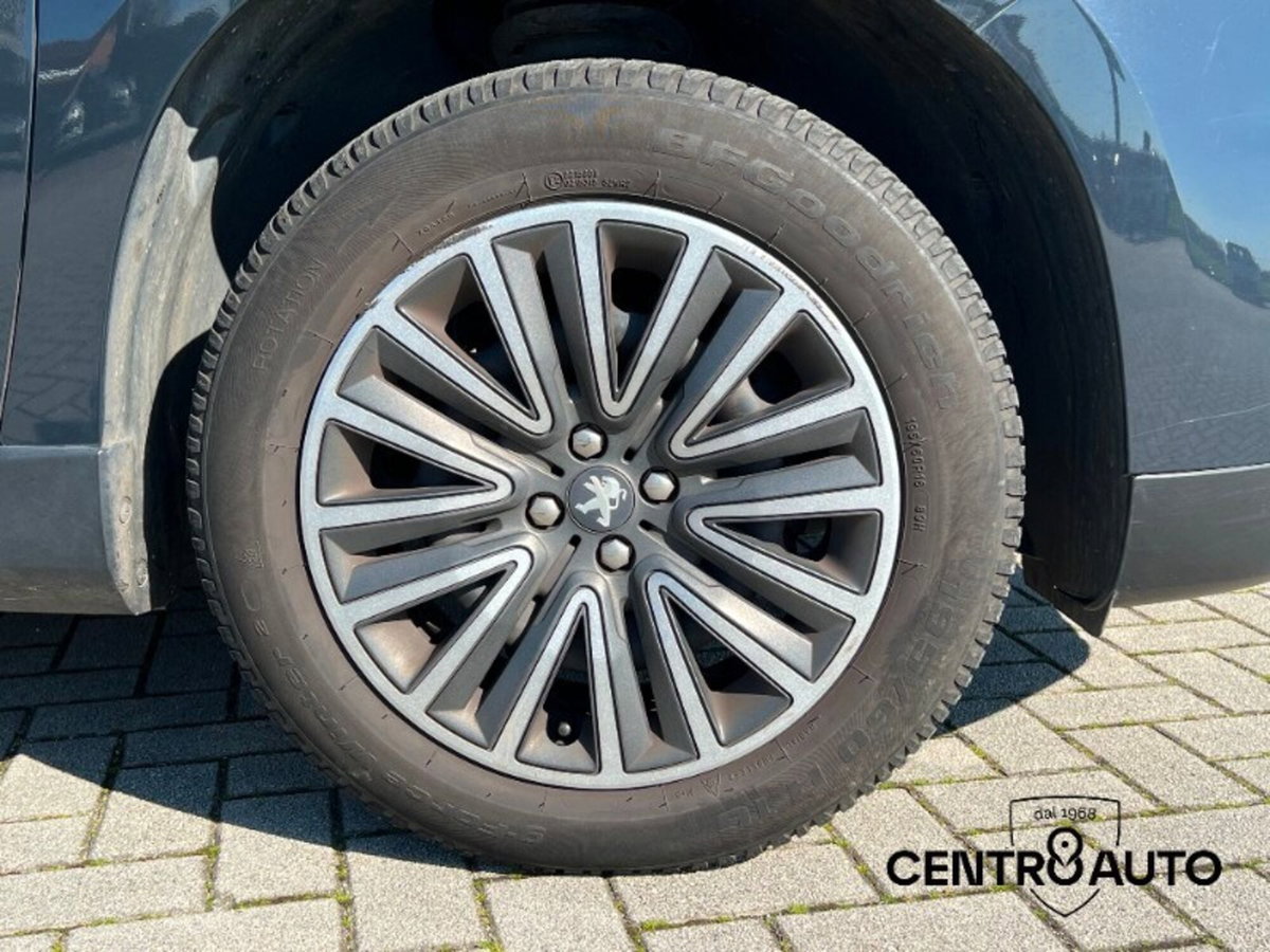 Peugeot 2008 Turbo 110 S&S Active (9)