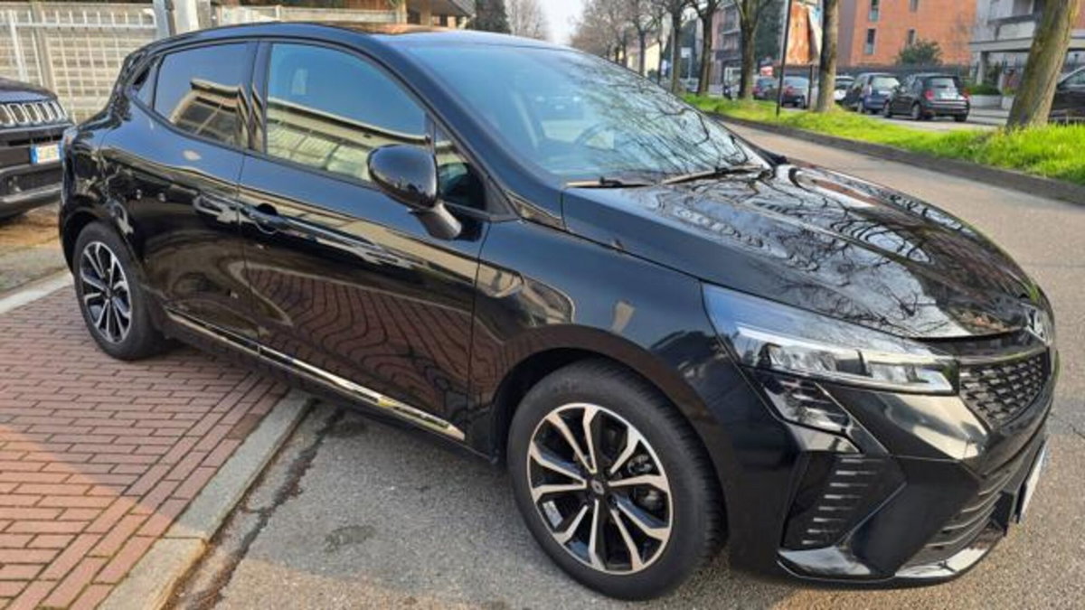 Renault Clio TCe 90 CV 5 porte Intens (10)