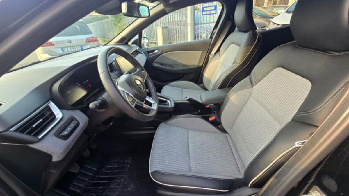 Renault Clio TCe 90 CV 5 porte Intens (15)