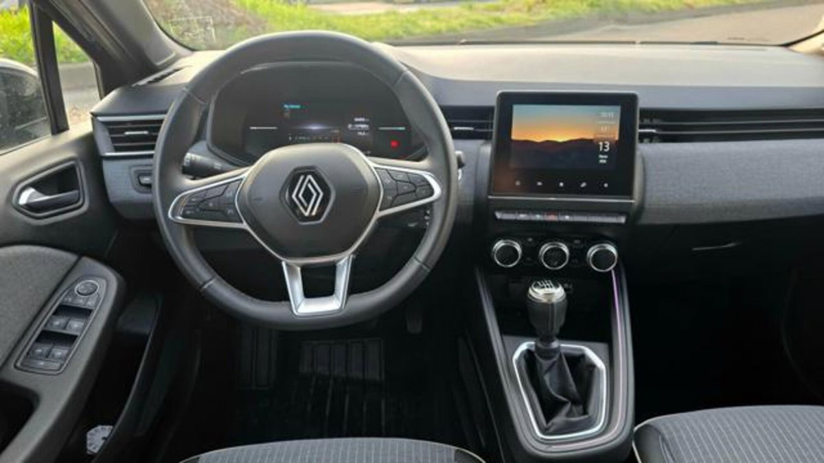 Renault Clio TCe 90 CV 5 porte Intens (17)
