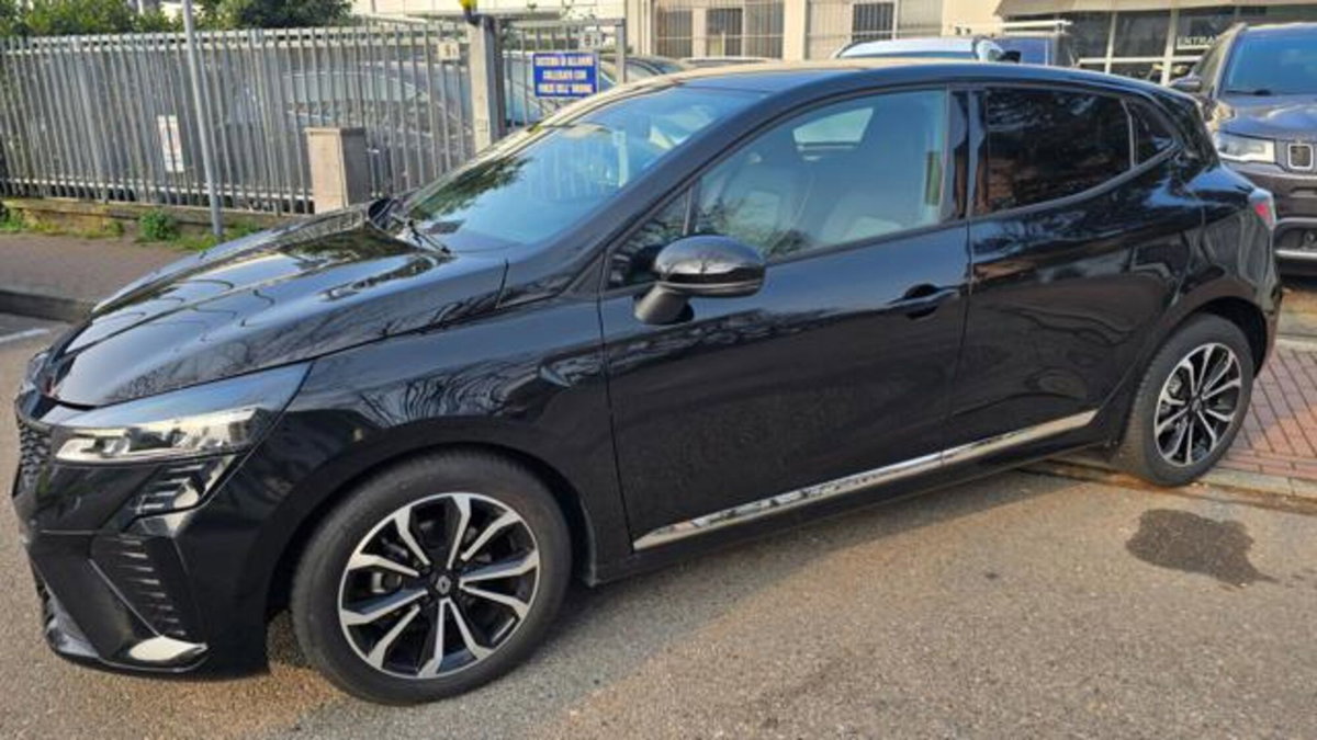 Renault Clio TCe 90 CV 5 porte Intens (2)