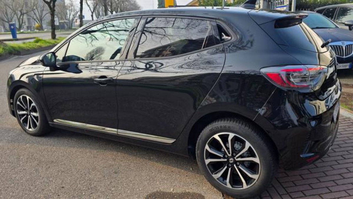 Renault Clio TCe 90 CV 5 porte Intens (4)