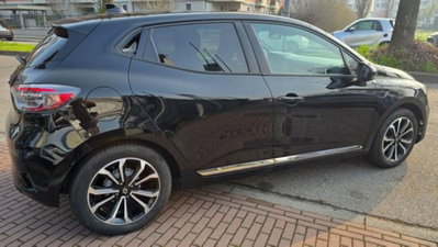 Renault Clio TCe 90 CV 5 porte Intens (8)