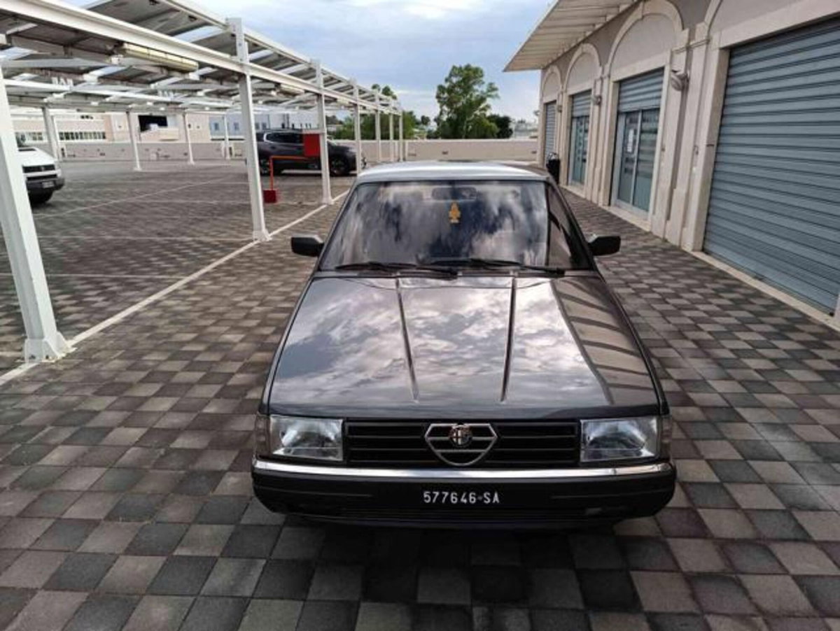 Alfa Romeo Alfetta 2.0