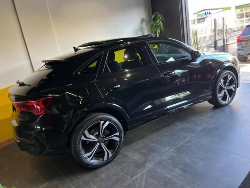Audi Q3 Sportback 40 2.0 tdi Identity Black quattro 193cv s-tronic
