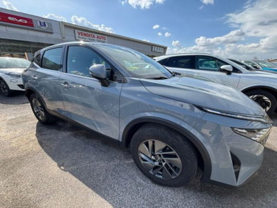 Nissan Qashqai 1.3 mhev Acenta 2wd 140cv (4)