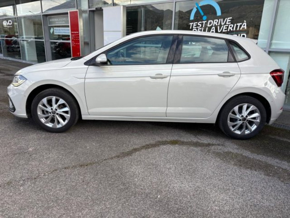 Volkswagen Polo 1.0 Life 80cv (7)