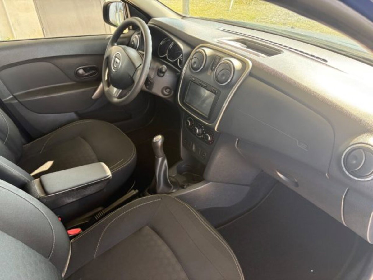 Dacia Logan MCV 1.5 dCi 8V 75CV Ambiance (9)