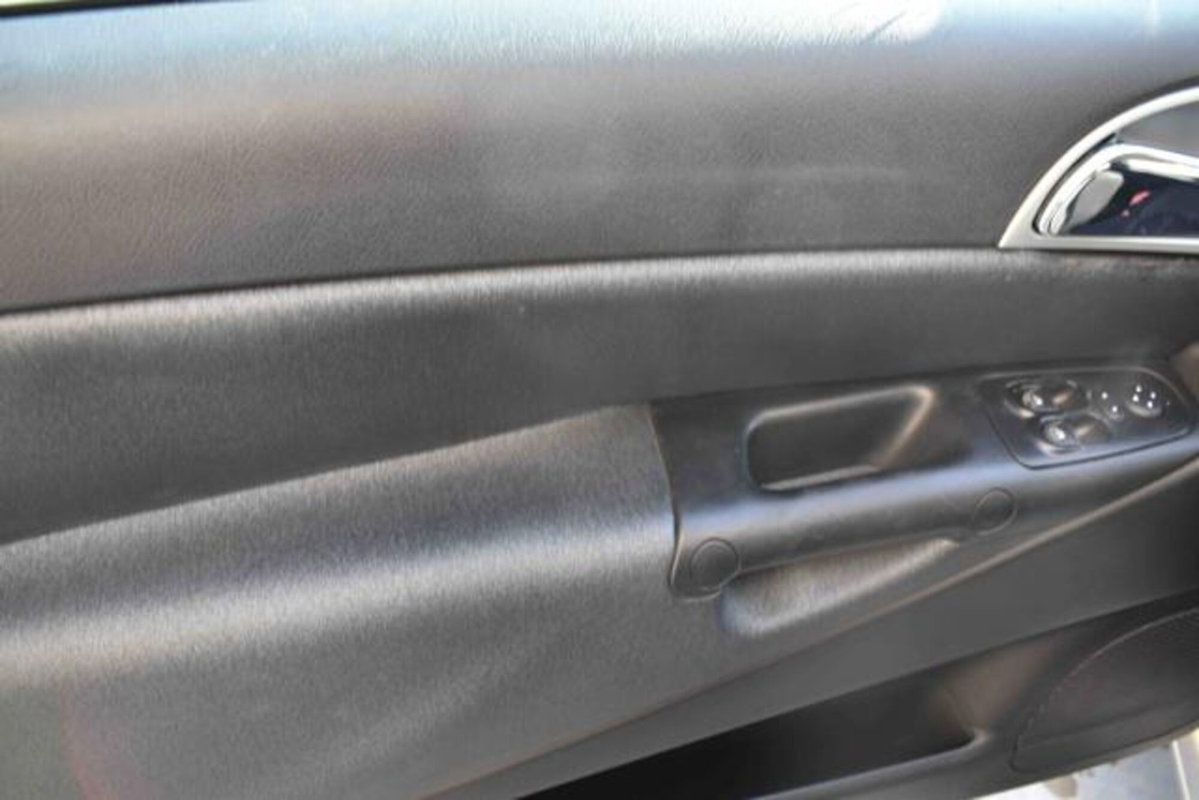 Lancia Ypsilon 1.2 69 CV Diva (6)