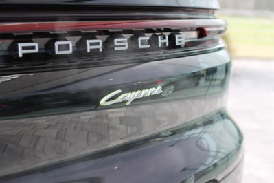 Porsche Cayenne Coupé 3.0 V6 E-Hybrid (19)