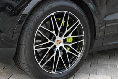 Porsche Cayenne Coupé 3.0 V6 E-Hybrid (20)