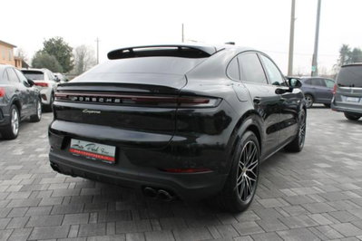 Porsche Cayenne Coupé 3.0 V6 E-Hybrid (4)