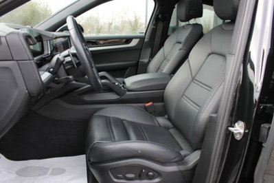 Porsche Cayenne Coupé 3.0 V6 E-Hybrid (7)