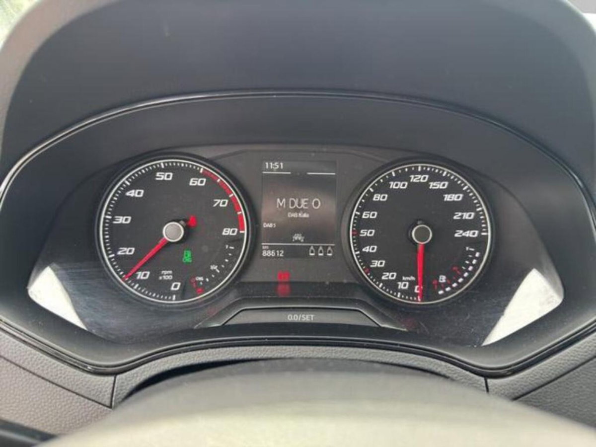 SEAT Ibiza 1.0 TGI 5 porte Reference (11)