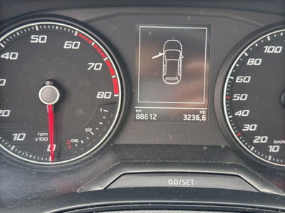 SEAT Ibiza 1.0 TGI 5 porte Reference (9)