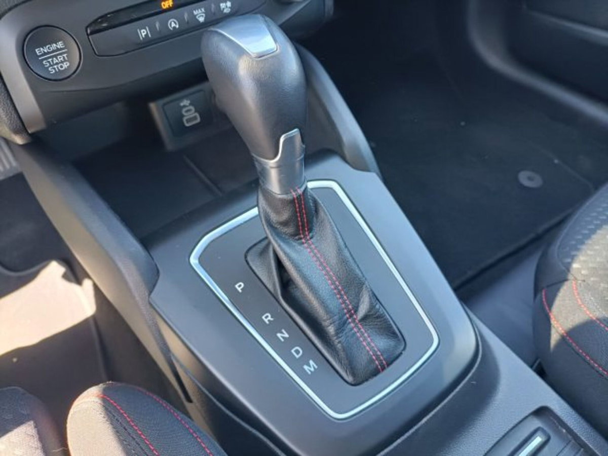Ford Focus Station Wagon 1.0 EcoBoost Hybrid 155 CV SW ST-Line (12)