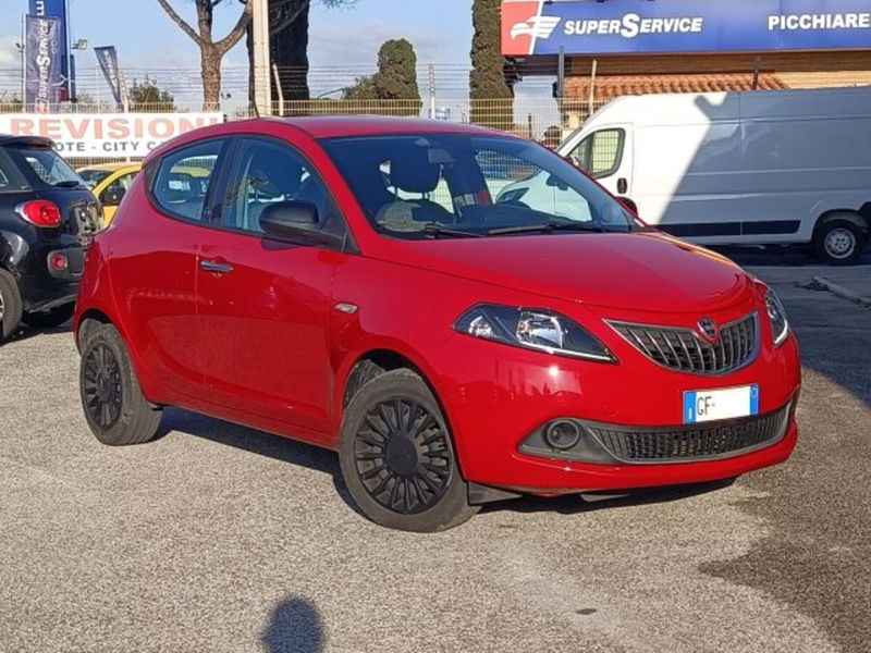 Lancia Ypsilon 1.0 FireFly 5 porte S&S Hybrid Silver Plus