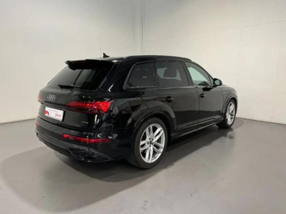 Audi Q7 50 TDI quattro tiptronic Sport (2)