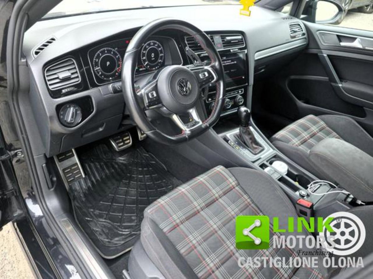 Volkswagen Golf GTI Performance 2.0 245 CV TSI DSG 5p. BMT (15)