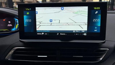 Peugeot 3008 Hybrid 225 e-EAT8 GT (10)