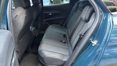 Peugeot 3008 Hybrid 225 e-EAT8 GT (15)