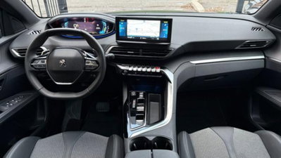 Peugeot 3008 Hybrid 225 e-EAT8 GT (5)