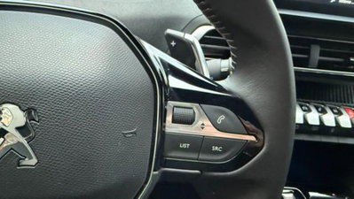Peugeot 3008 Hybrid 225 e-EAT8 GT (8)