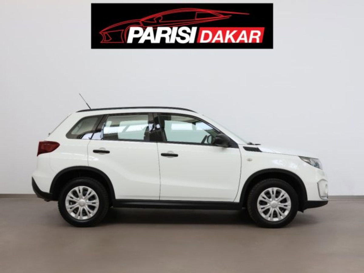 Suzuki Vitara 1.4 Hybrid Starview (6)