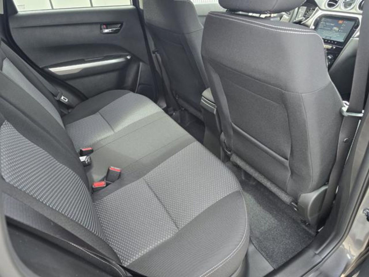 Suzuki Vitara 1.4 Hybrid Starview (10)