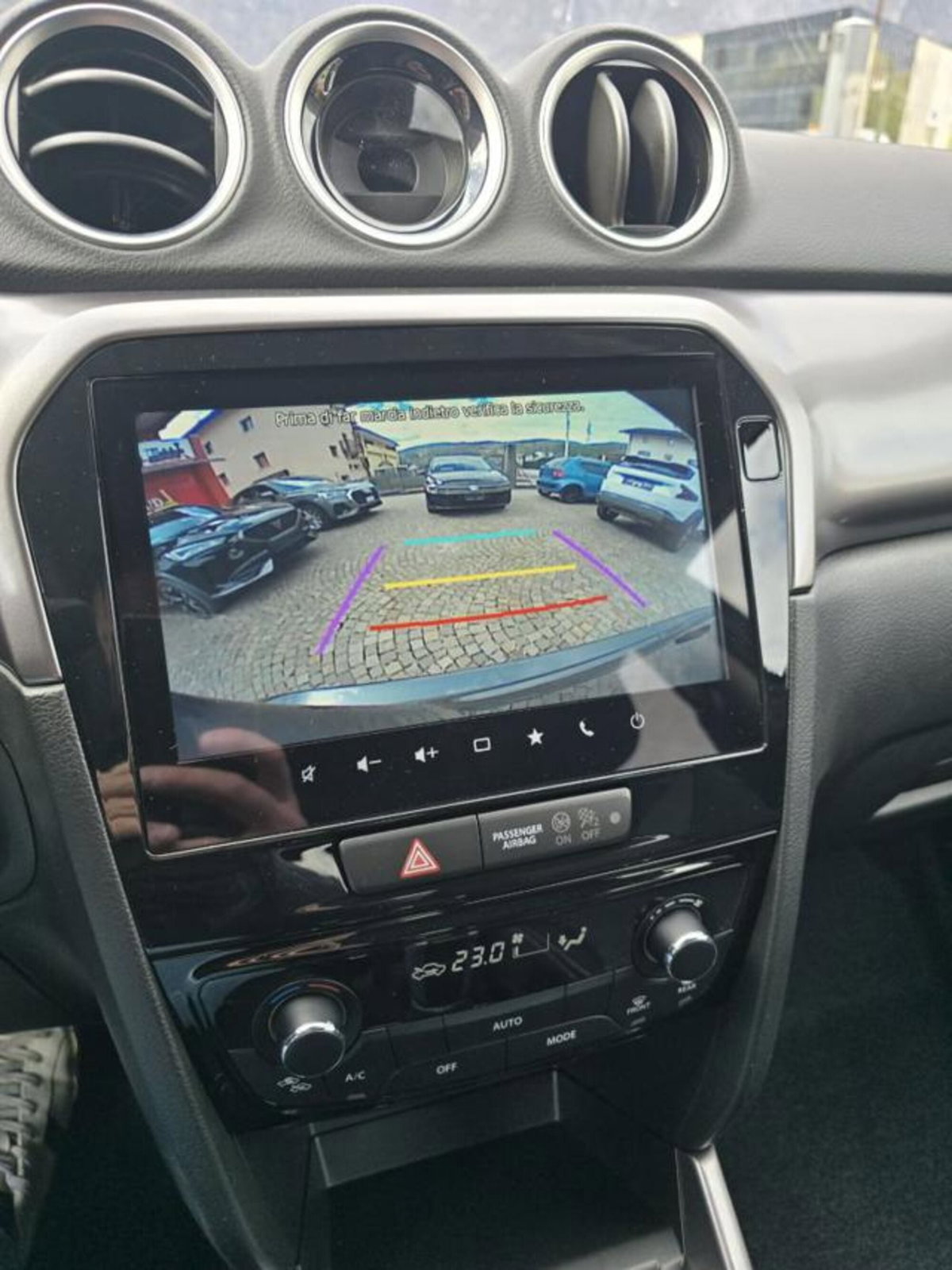 Suzuki Vitara 1.4 Hybrid Starview (13)