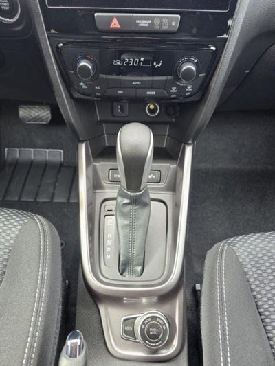 Suzuki Vitara 1.4 Hybrid Starview (14)