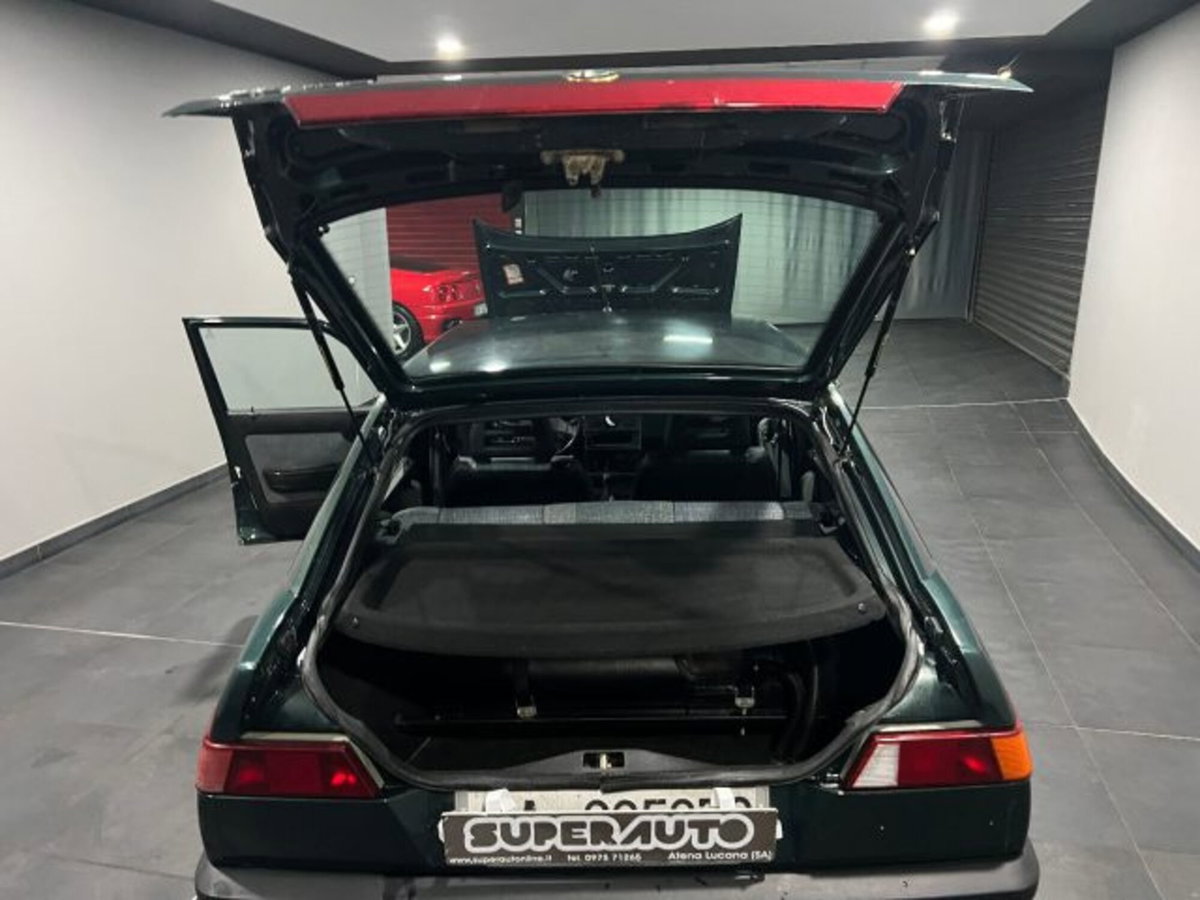 Alfa Romeo 33 1.3 (11)