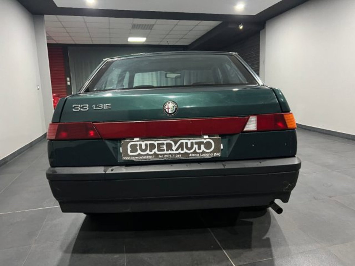 Alfa Romeo 33 1.3 (4)