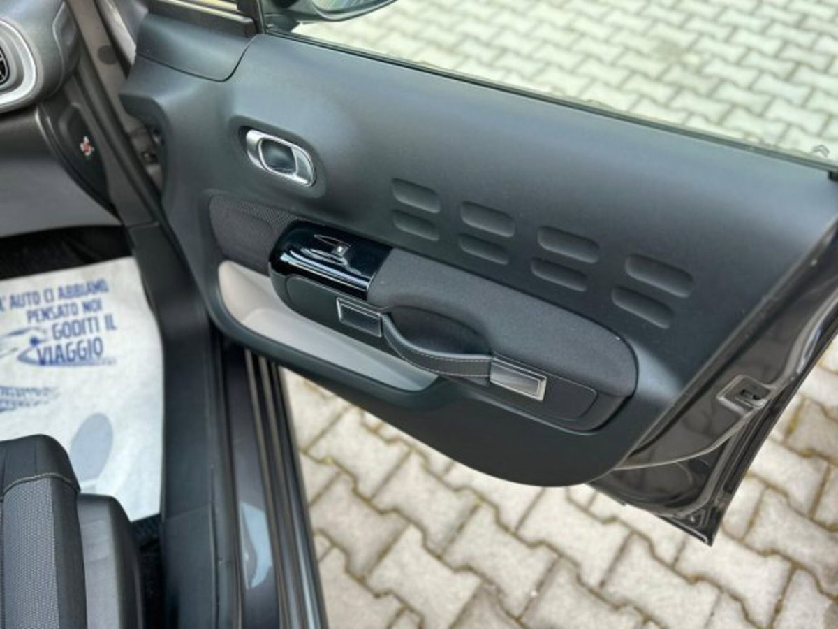 Citroen C3 PureTech 83 S&S Shine (18)