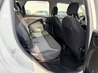Fiat 500L 1.4 95 CV Lounge (13)